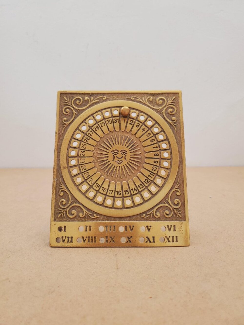 Vintage Brass Perpetual Sundial Calendar. MISSING 1 PEG Unique Housewarming, - Picture 1 of 12